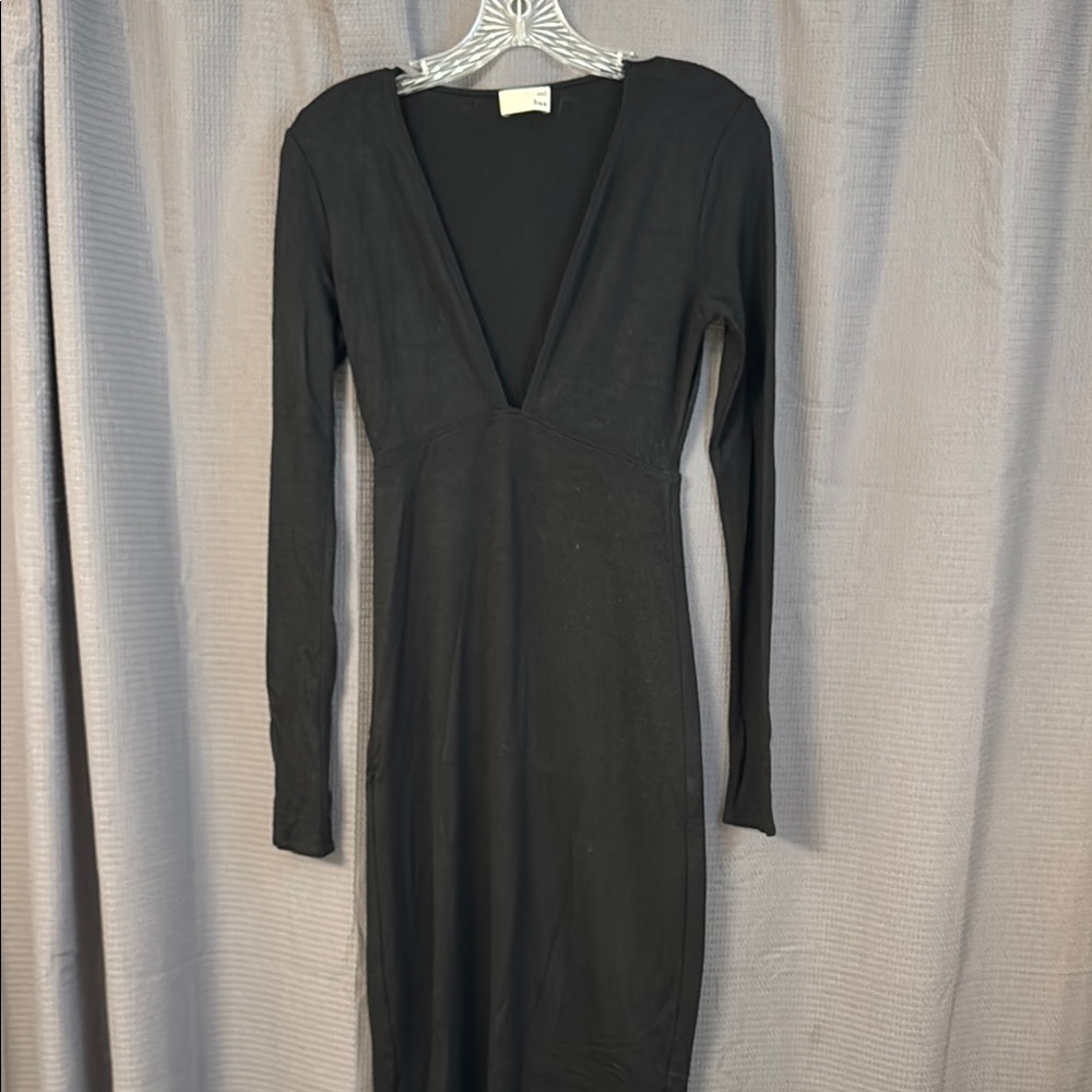Elegant Black Long Sleeve Dress